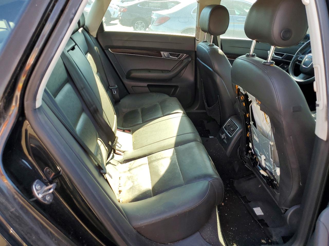 2010 Audi A6 VIN WAUFGAFB3AN055032 photo 10
