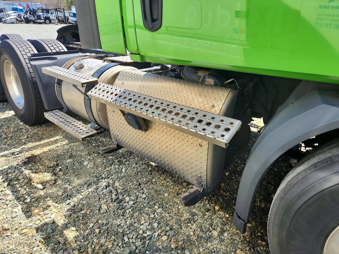 2020 FREIGHTLINER All models VIN 1FUJHTDV7LLLC2050 photo 9
