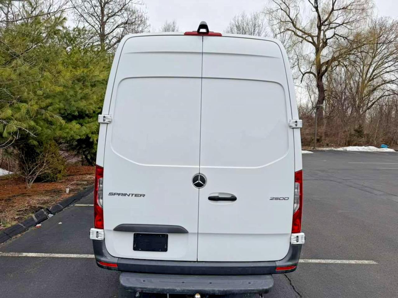 2023 Mercedes-Benz Sprinter VIN W1Y4KCHY0PT141985 photo 5