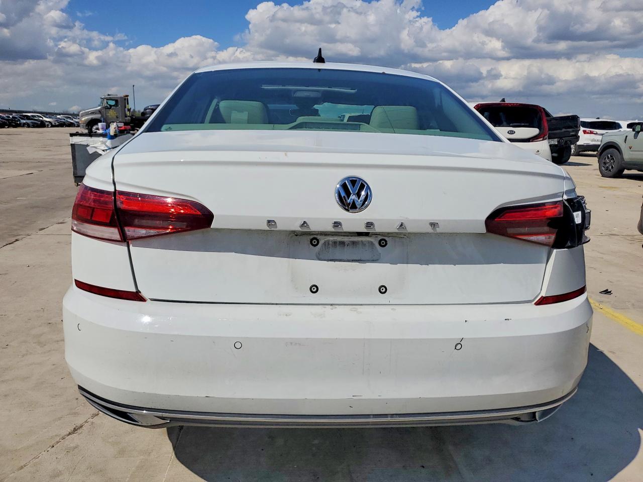2020 Volkswagen Passat VIN 1VWCA7A34LC002474 photo 6