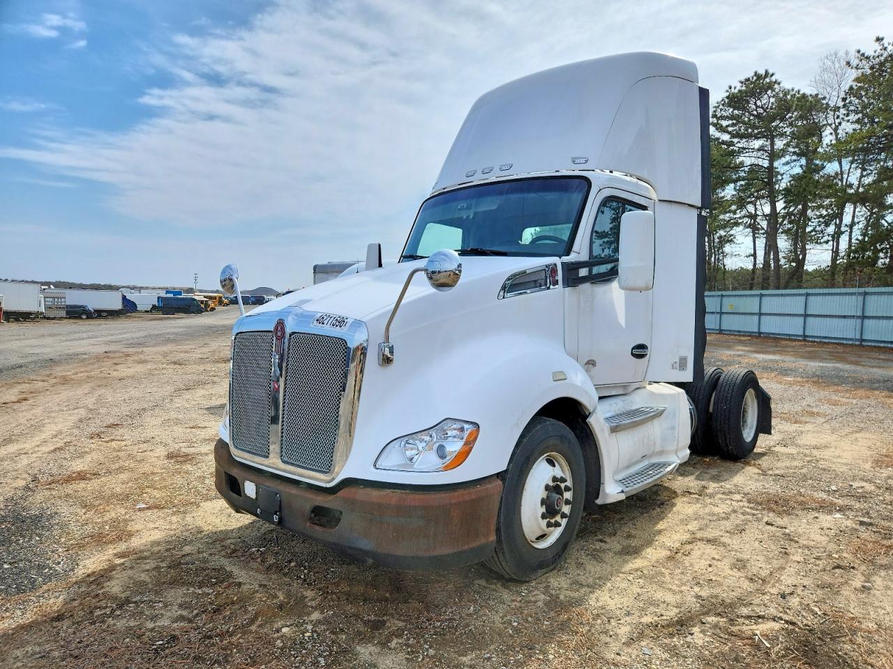 2014 KENWORTH All other VIN 1XKYA48X4EJ403042 photo 2