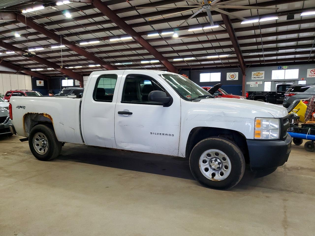 2011 CHEV All models VIN 1GCRKPE38BZ306455 photo 4