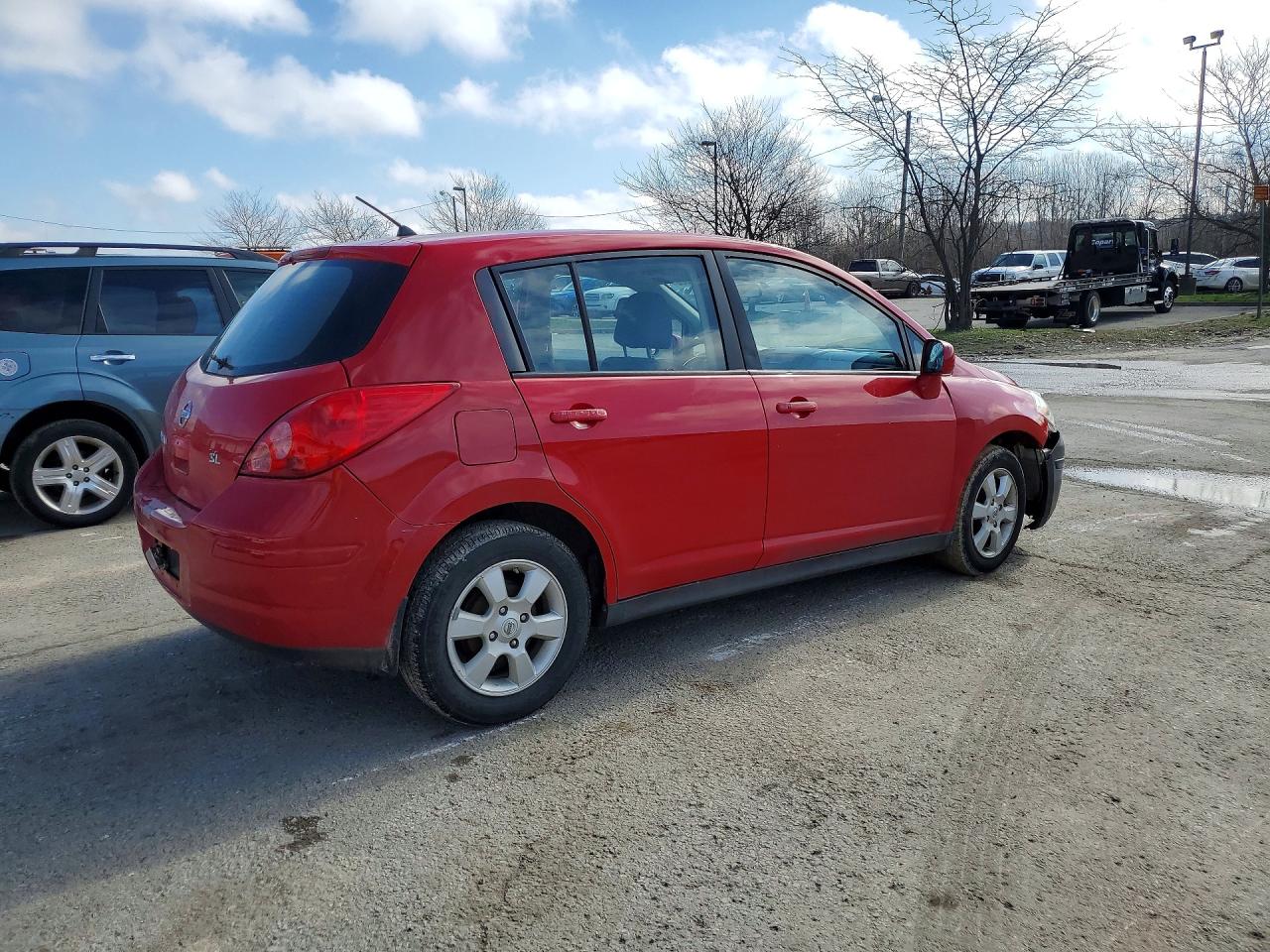 2008 Nissan Versa VIN 3N1BC13E18L428562 photo 3
