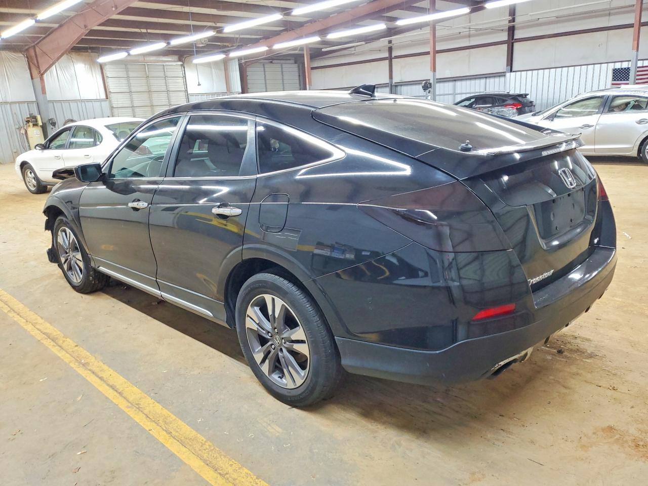 2014 Honda Crosstour VIN 5J6TF2H51EL003156 photo 2