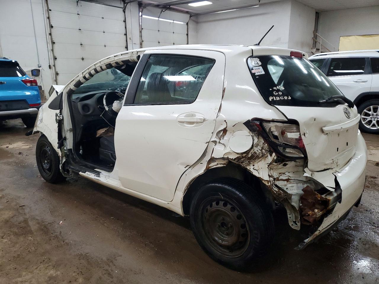 2015 Toyota Yaris VIN VNKKTUD39FA036436 photo 2