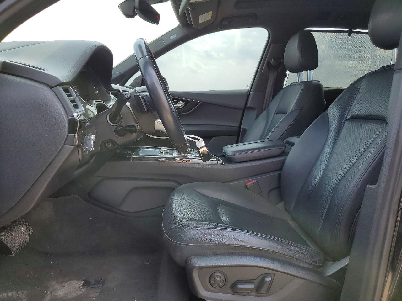 2019 Audi Q7 VIN WA1VAAF70KD007467 photo 7