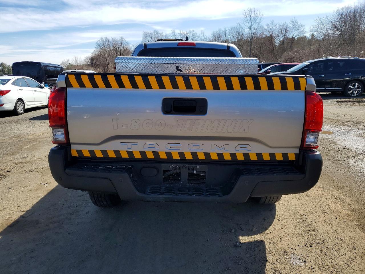 2021 Toyota Tacoma sr VIN 3TYRX5GN6MT024800 photo 6