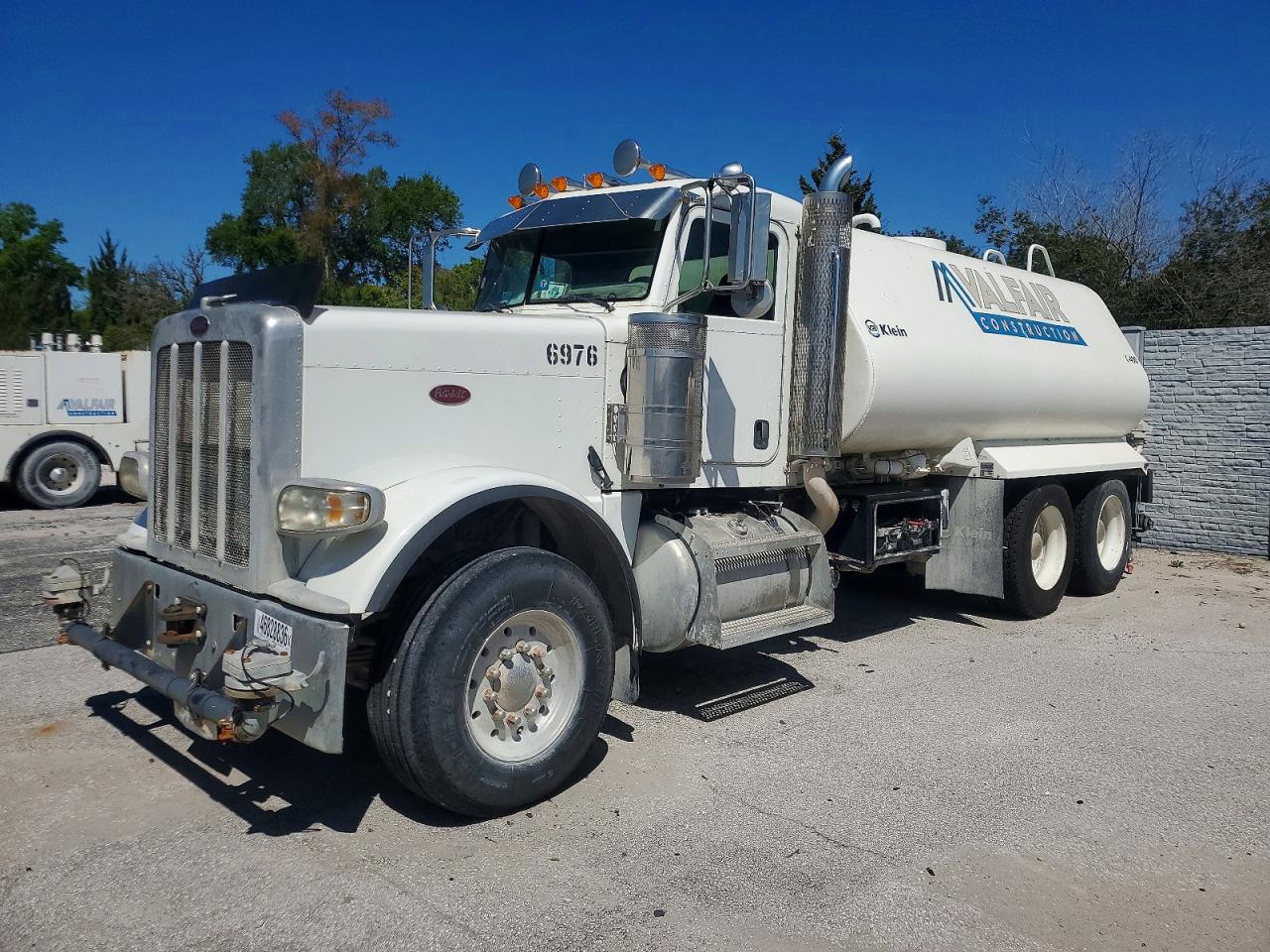2009 PETERBILT All other VIN 1NPWLU0X59D769291 photo 2