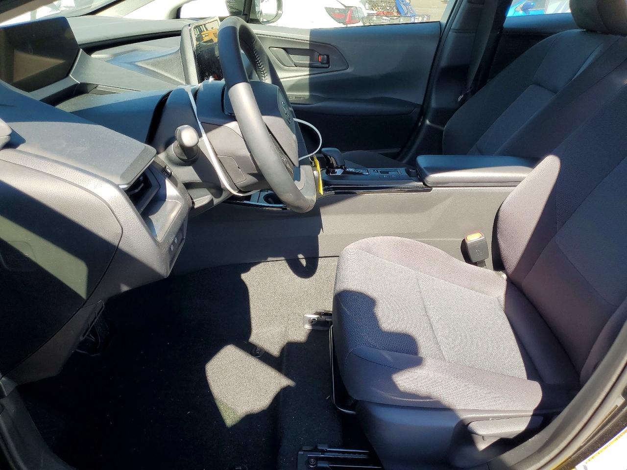 2026 Toyota Prius VIN JTDACAAU8T3071713 photo 7