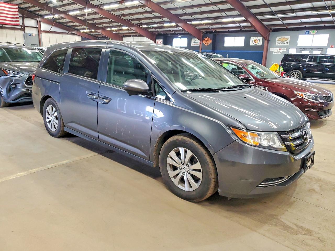 2017 Honda Odyssey VIN 5FNRL5H62HB014709 photo 4