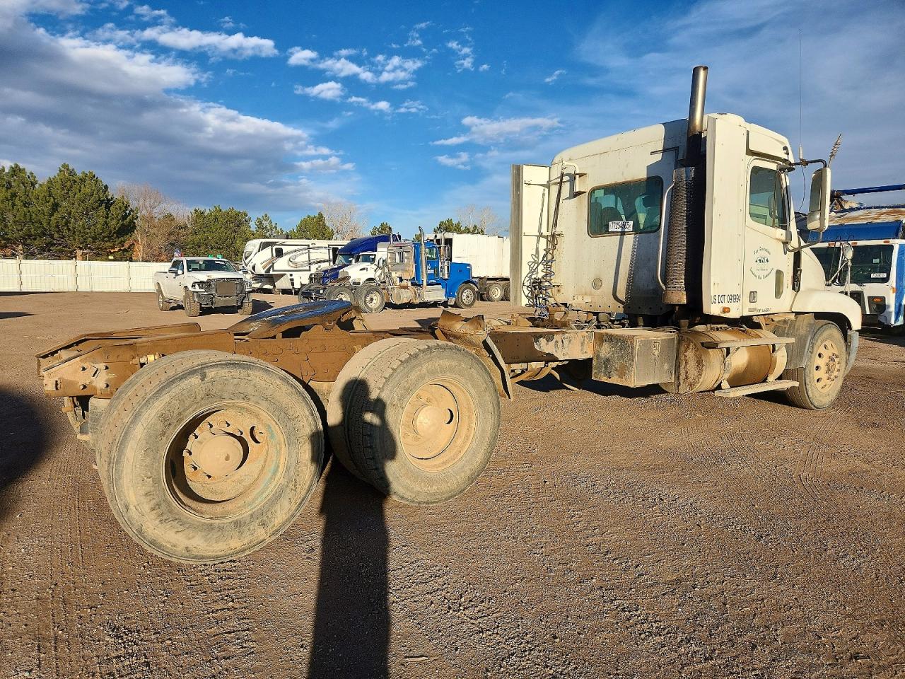 2001 FREIGHTLINER All other VIN 1FUJBBCG01LH95291 photo 4