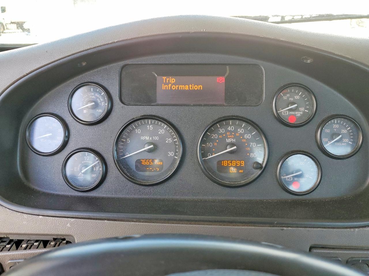 2016 PETERBILT All other VIN 1XP9AJ8XXGD340110 photo 8