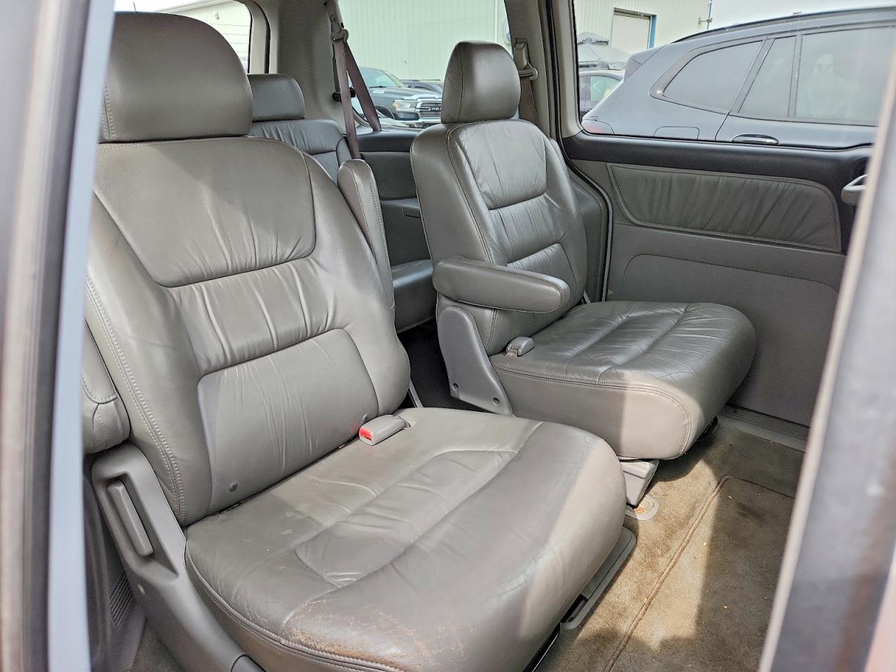 2003 HONDA Odyssey VIN 2HKRL18903H002670 photo 11