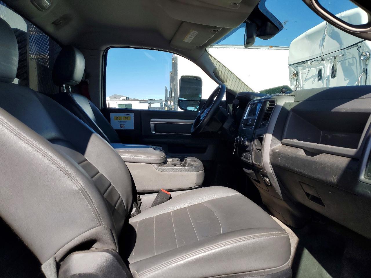 2015 Ram All models VIN 3C7WRNDL7FG549008 photo 11