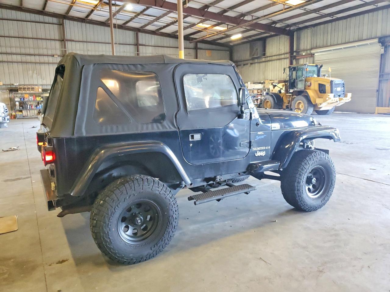 1997 Jeep Wrangler / VIN 1J4FY19S3VP431826 photo 3