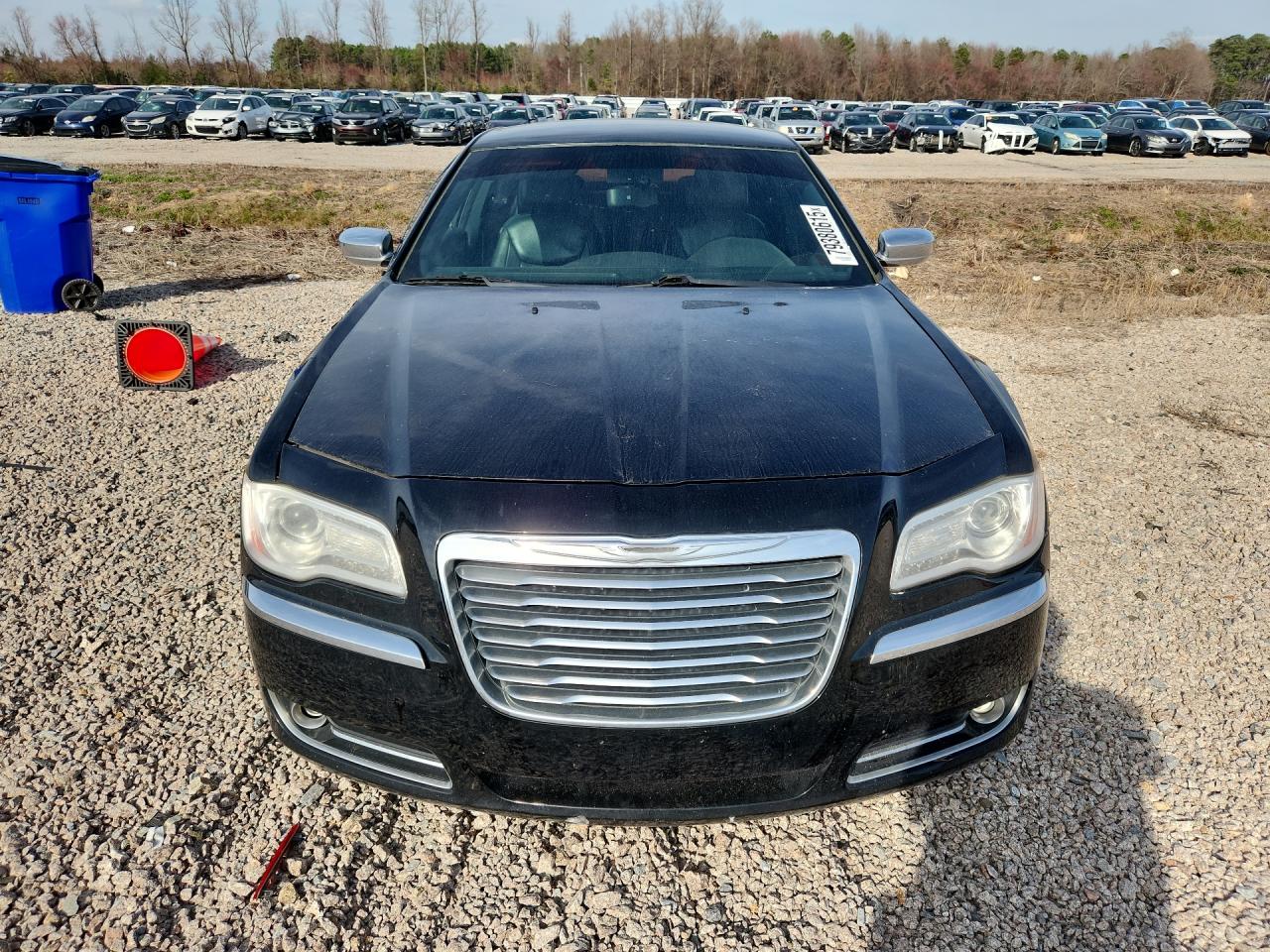 2012 Chrysler 300 VIN 2C3CCACG2CH307967 photo 5