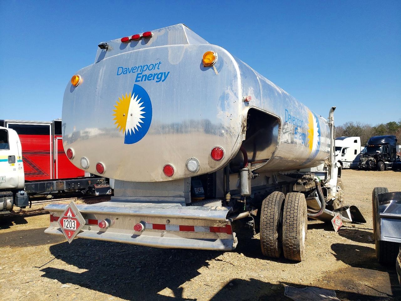 2026 FREIGHTLINER All other VIN 1FVACXD27THWJ2688 photo 4