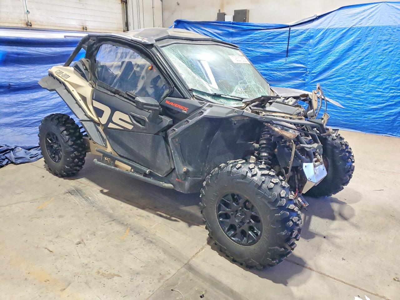 2022 Can Maverick x VIN 3FBVGAV49NE000079 photo 1