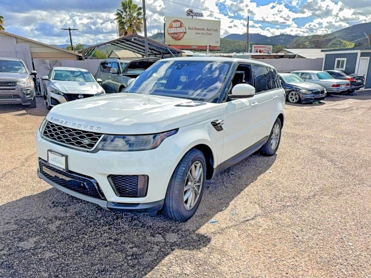 2018 Land Rangerover VIN SALWG2RV8JA698507 photo 2