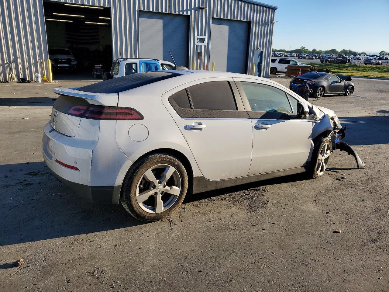 2015 Chev Volt VIN 1G1RD6E43FU139754 photo 3