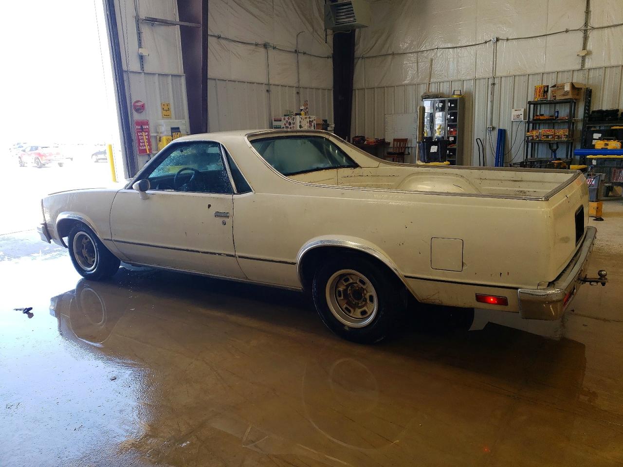 1981 CHEV El camino VIN 1GCCW80J9BR449288 photo 2