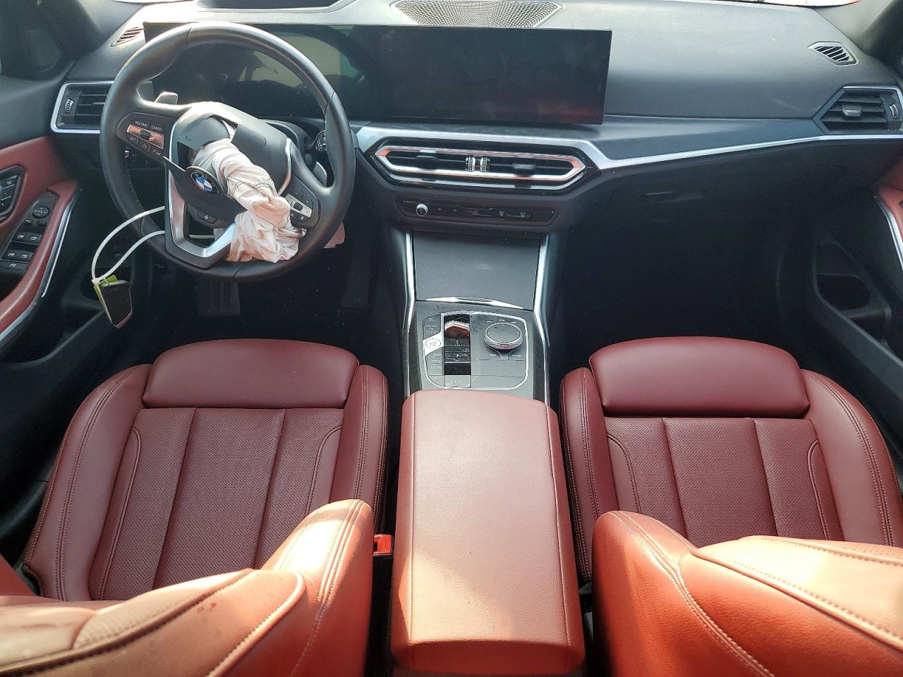 2023 BMW 3 series VIN 3MW69FF02P8C83895 photo 8