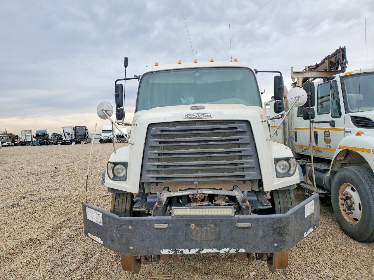 2013 FREIGHTLINER All other VIN 1FVHG5BSXDHFG3903 photo 9