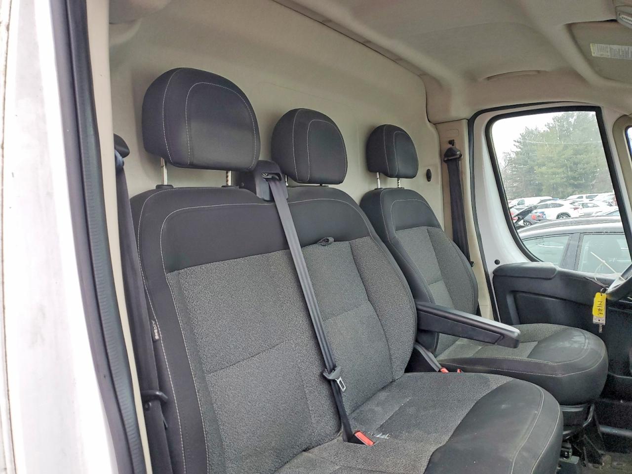 2017 Ram Promaster VIN 3C6TRVDG3HE539391 photo 11