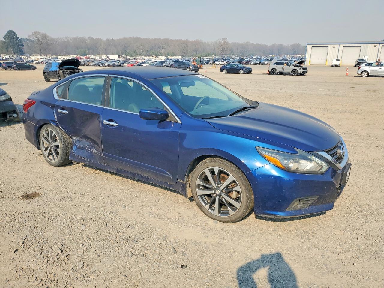 2017 Niss Altima VIN 1N4AL3AP3HC165159 photo 4