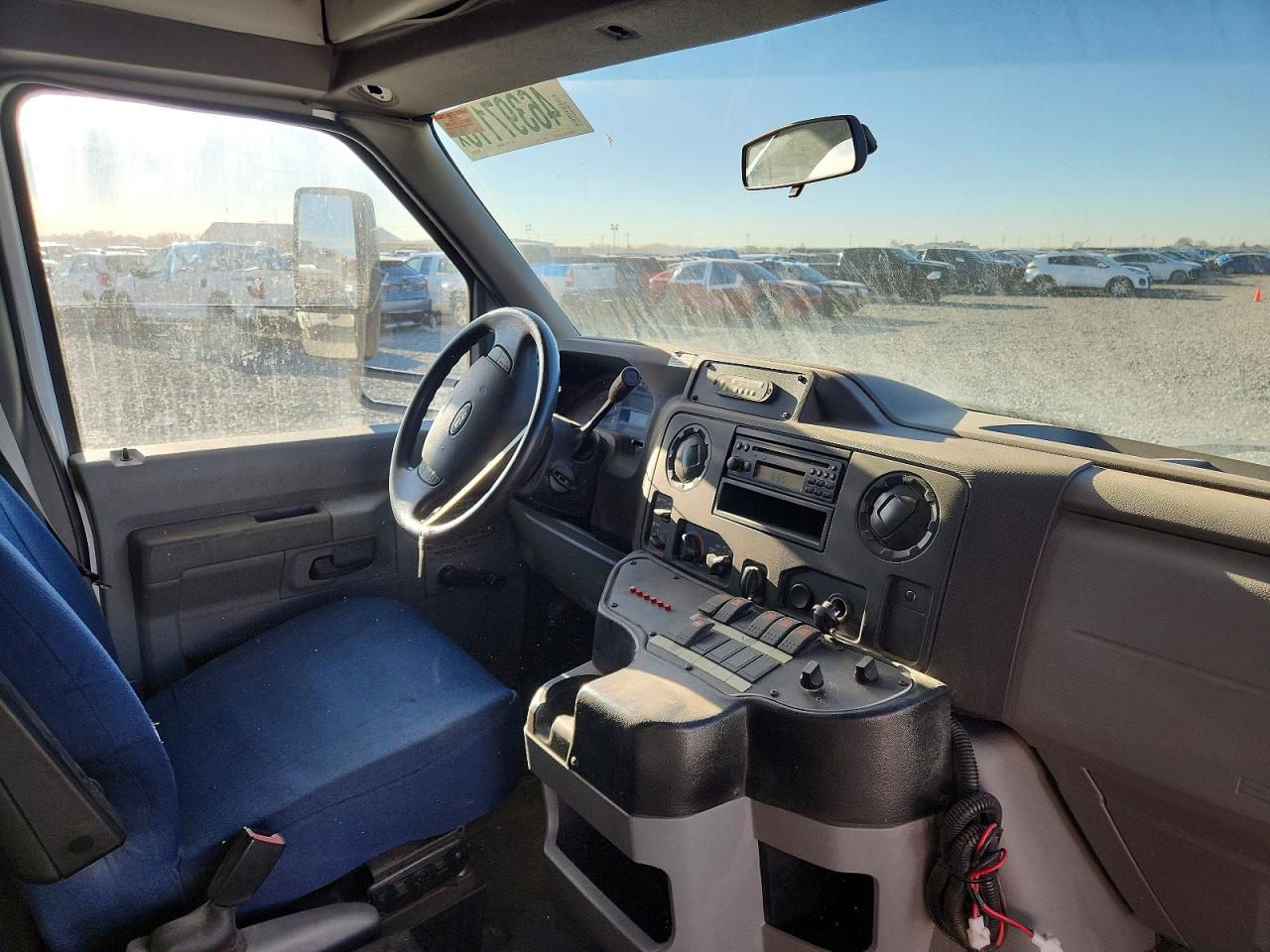 2016 Ford Econoline VIN 1FDEE3FL3GDC03750 photo 5