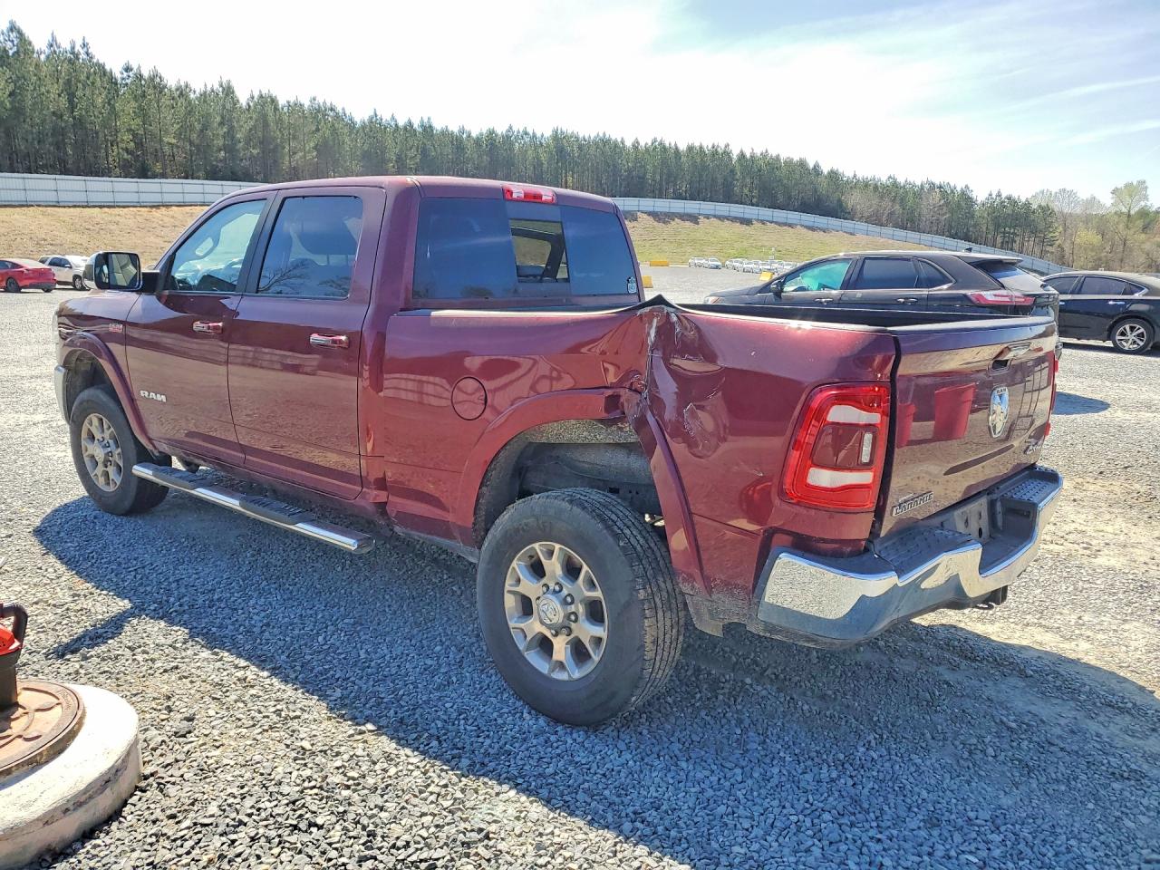 2021 Ram 2500 VIN 3C6UR5FJ1MG654423 photo 2