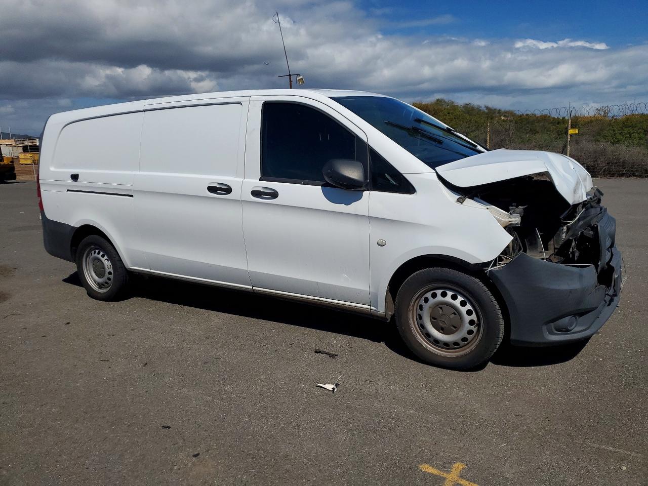 2020 Mercedes Metris VIN WD3PG3EA6L3671943 photo 4