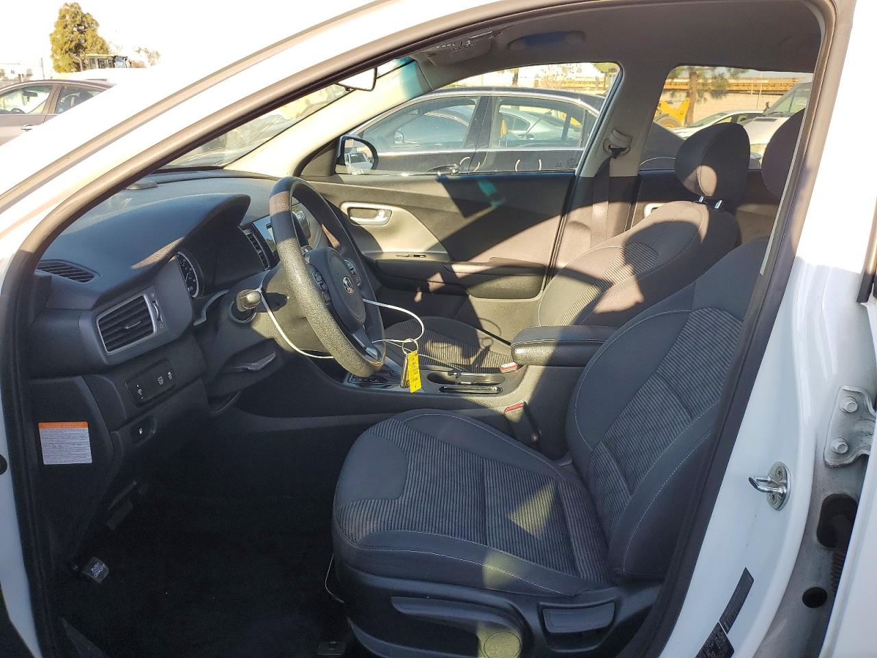 2019 Kia Niro VIN KNDCB3LC2K5284266 photo 7