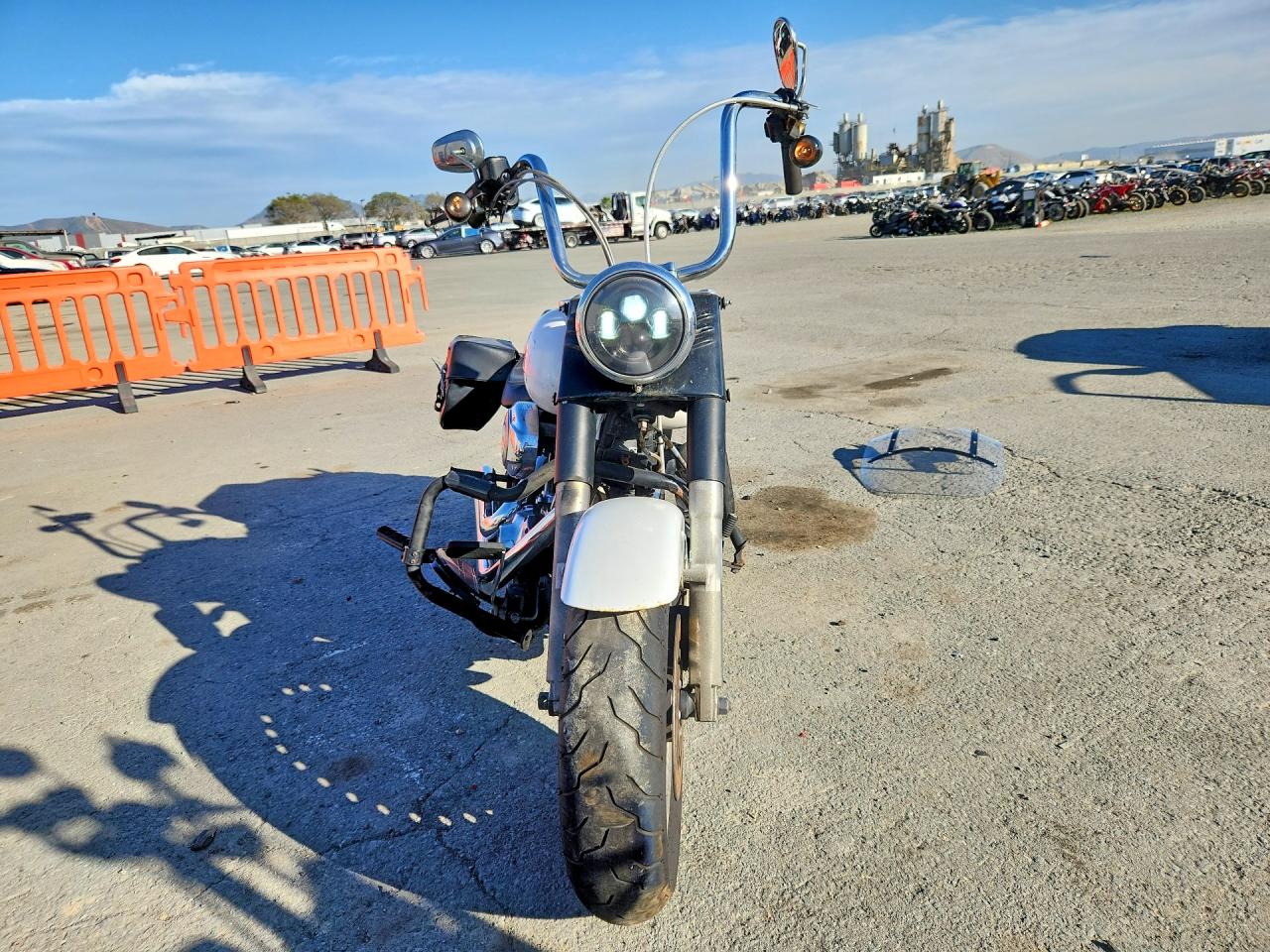 2011 HARLEY Fl VIN 1HD1JN511BB040190 photo 2