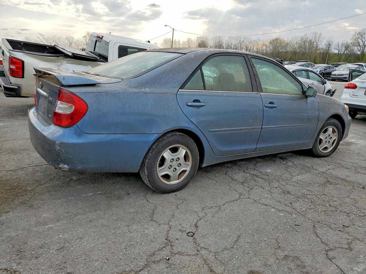 2003 Toyota Camry le v VIN 4T1BF32K13U552655 photo 3