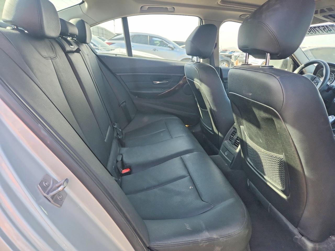2014 BMW 3 series VIN WBA3B5G52ENS08183 photo 10