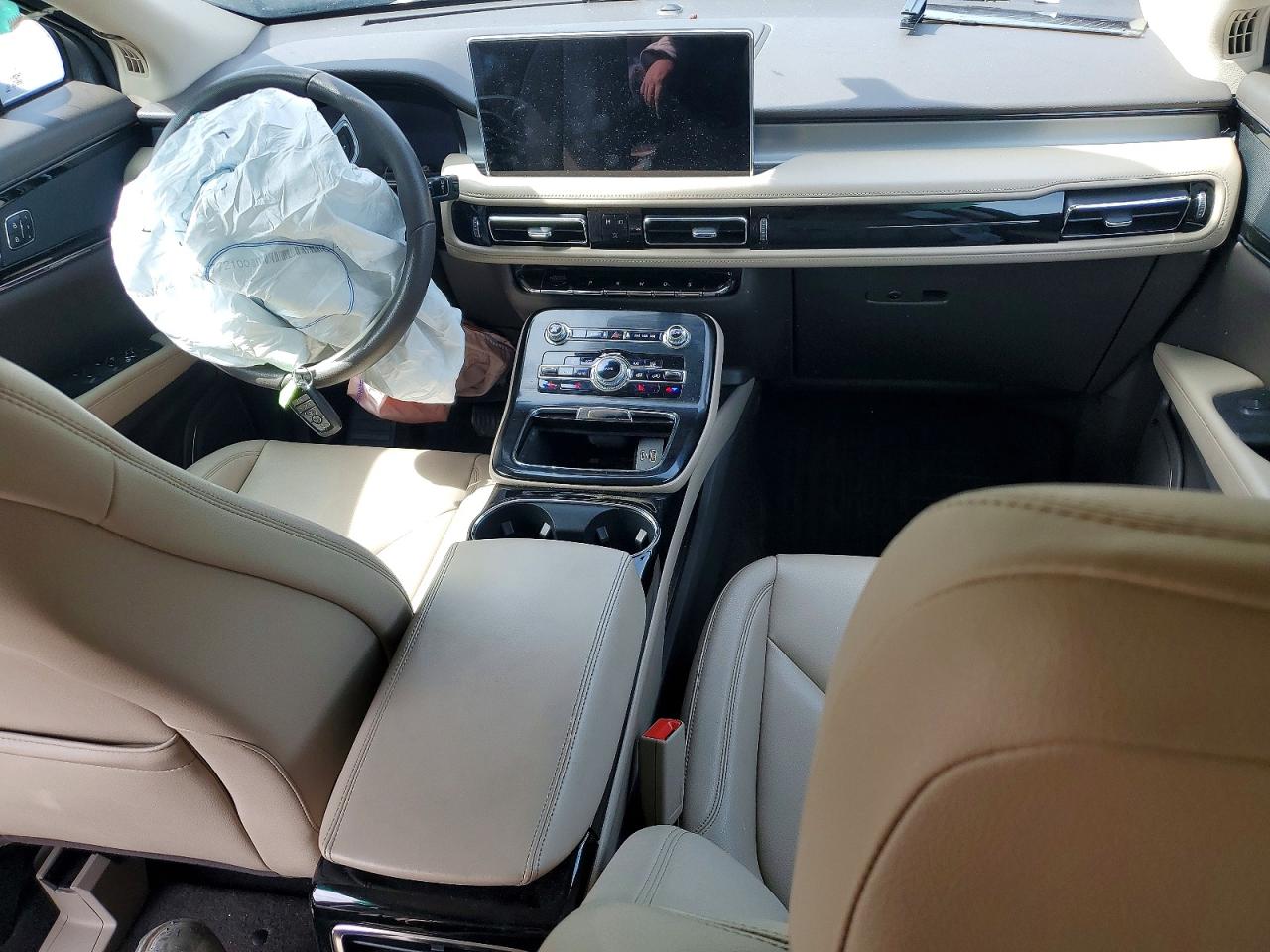 2021 Lincoln Nautilus VIN 2LMPJ8J93MBL00126 photo 8