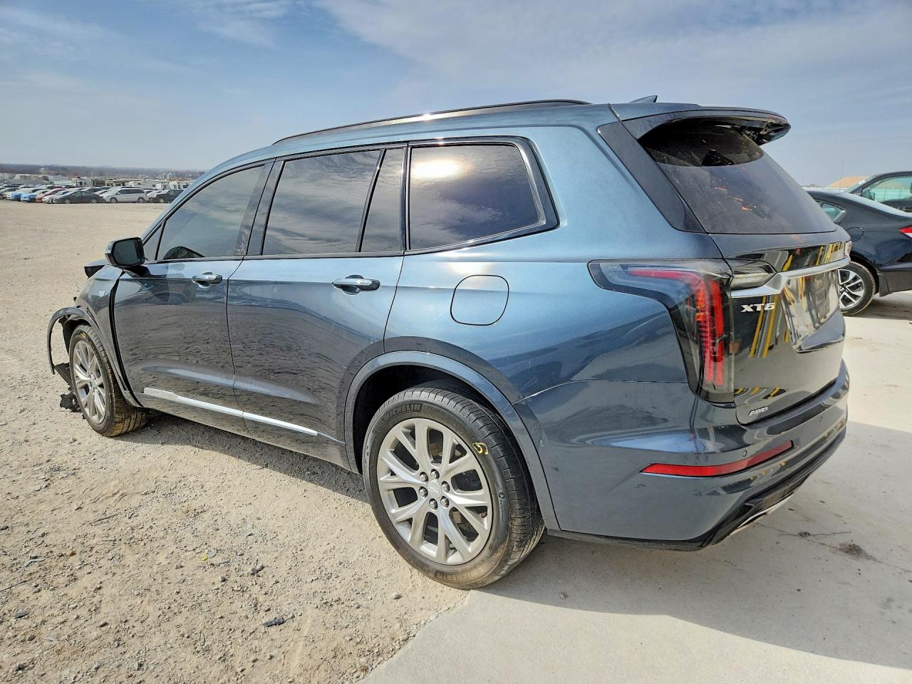 2020 Cadillac Xt6 VIN 1GYKPGRS1LZ110101 photo 2