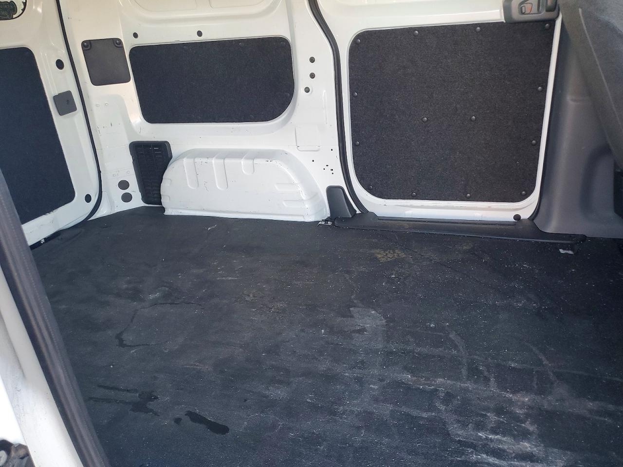 2019 Nv VIN 3N6CM0KN7KK708877 photo 11