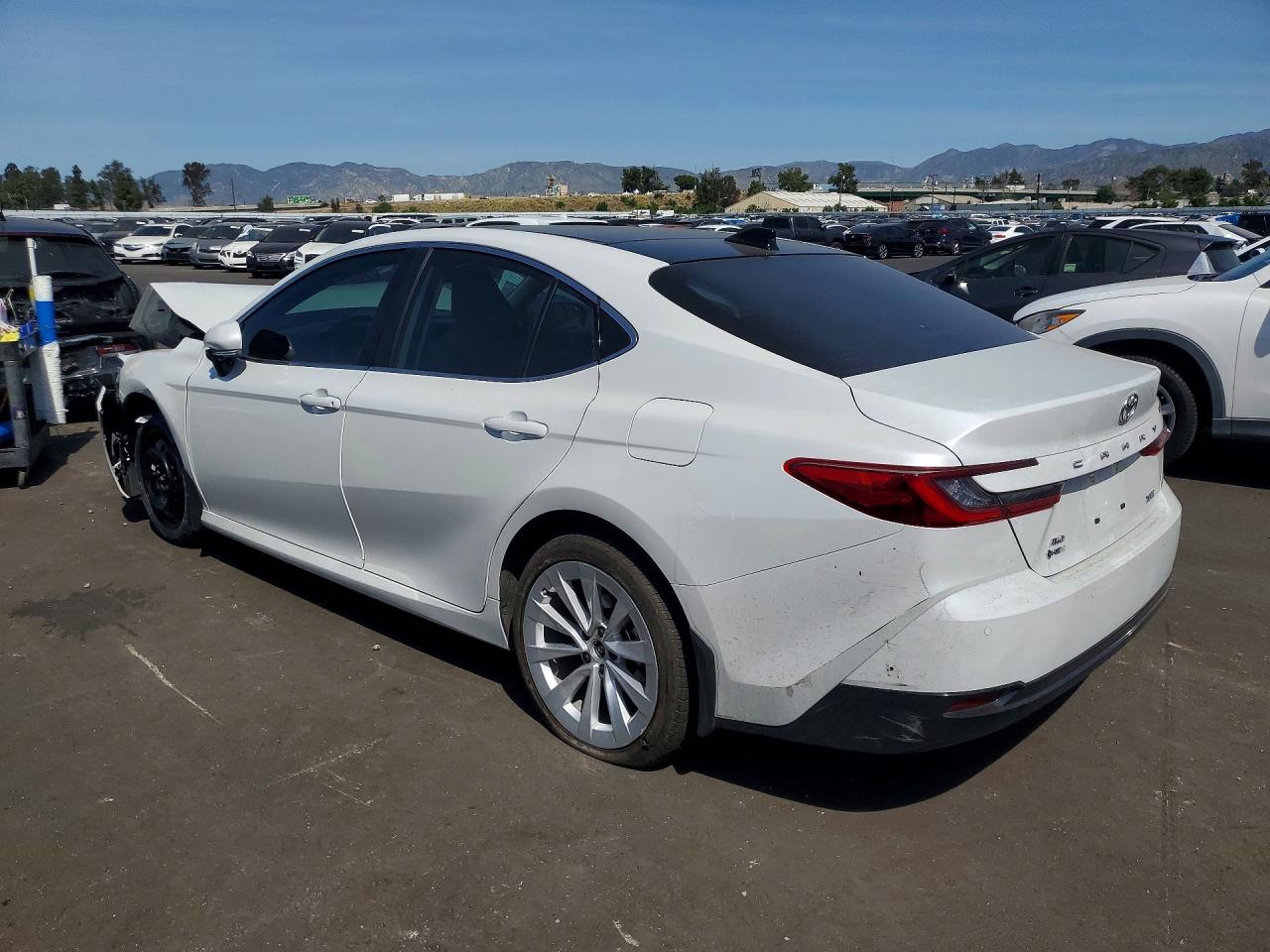 2025 Toyota Camry VIN 4T1DBADK0SU025968 photo 2