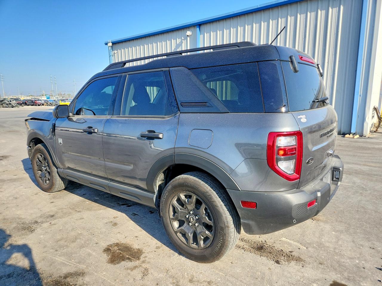2025 FORD Bronco VIN 3FMCR9BN7SRE26668 photo 2
