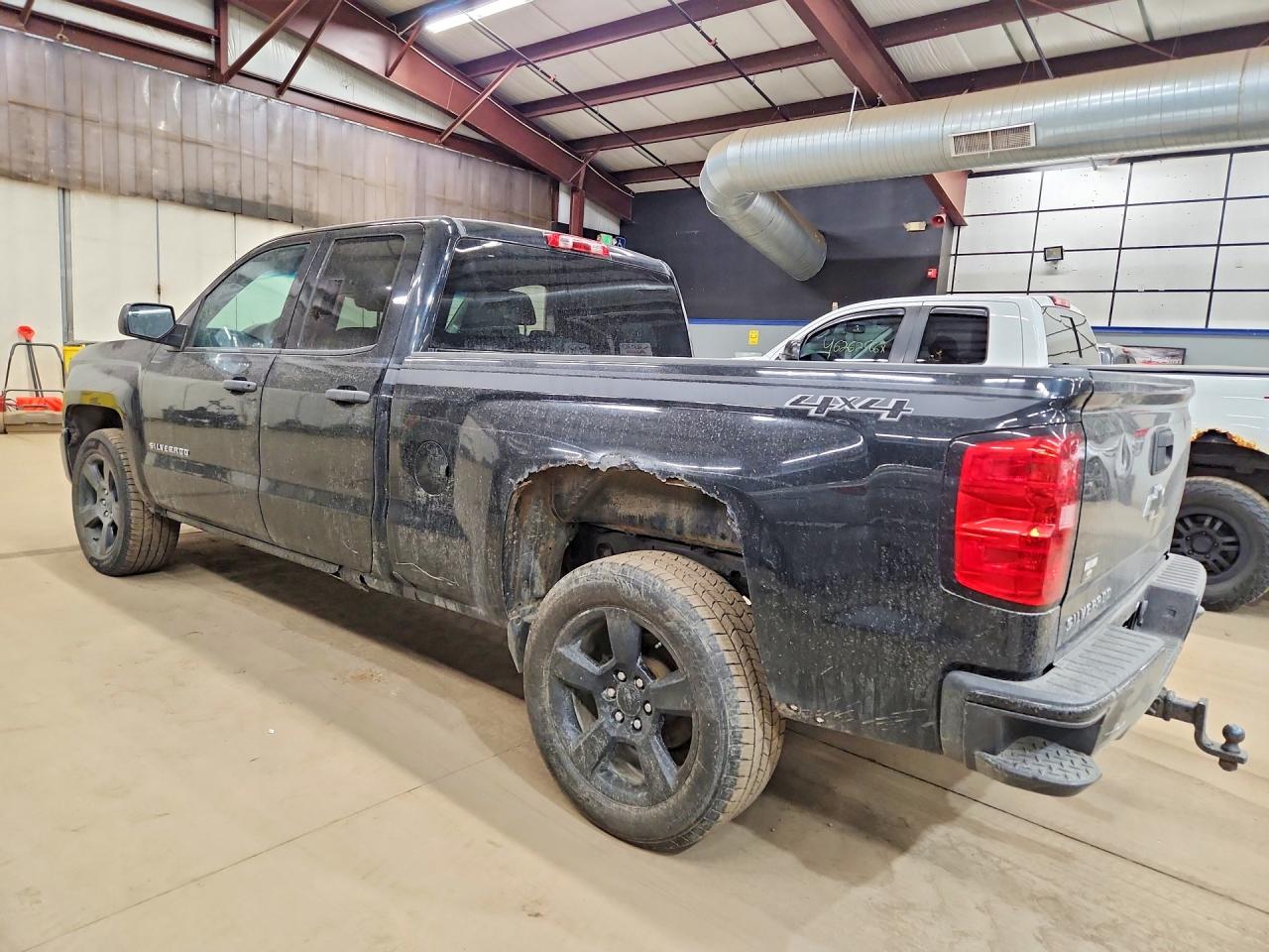 2016 Chevrolet All models VIN 1GCVKPEC2GZ366575 photo 2