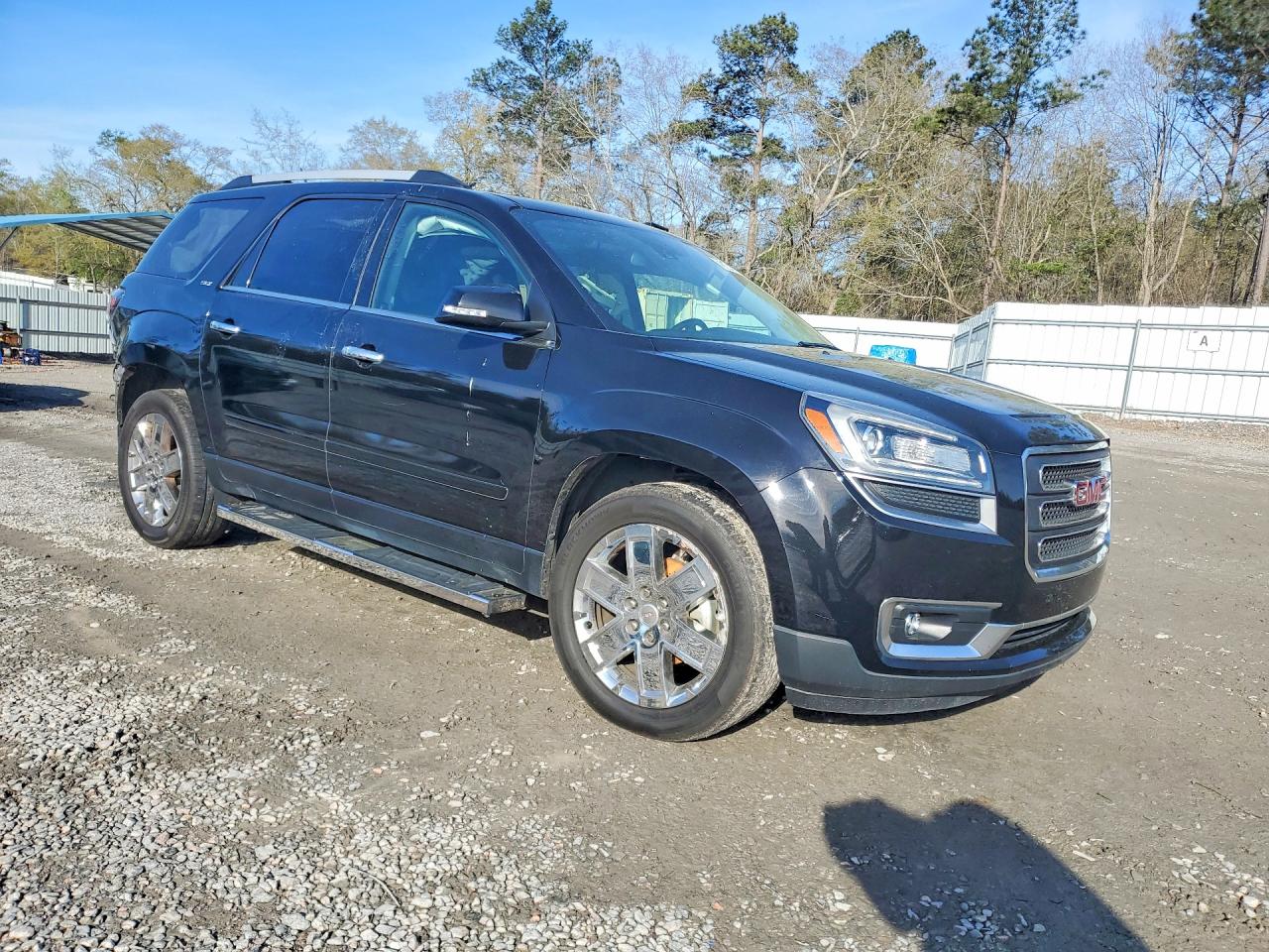 2017 GMC Acadia VIN 1GKKRSKD2HJ285787 photo 4