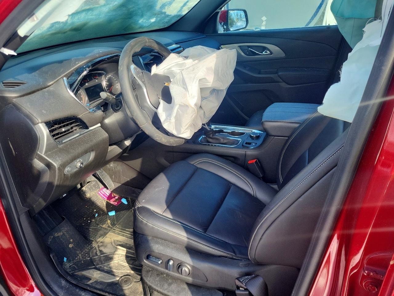 2023 Chev Traverse VIN 1GNEVHKW7PJ311010 photo 7