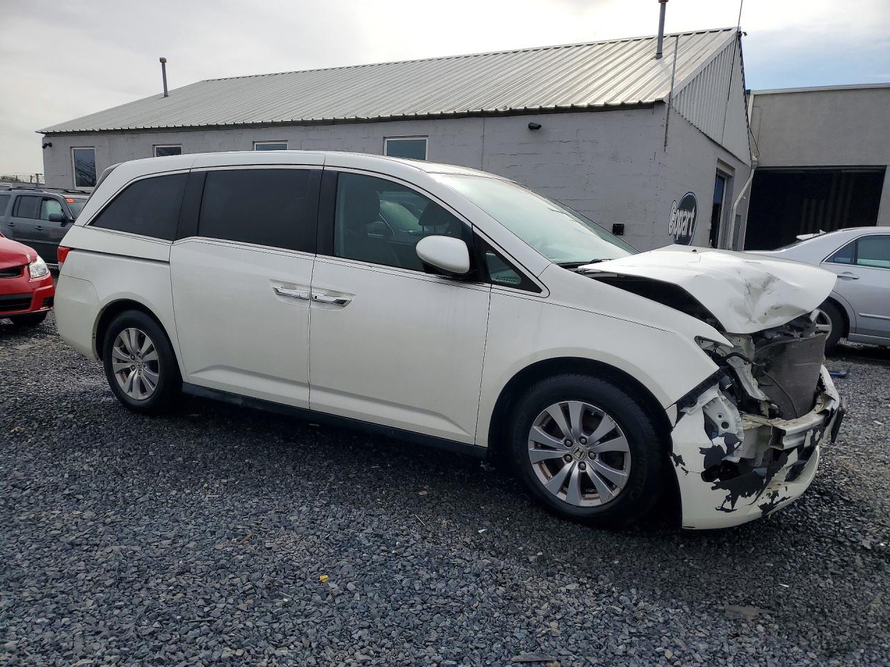 2014 Honda All models VIN 5FNRL5H63EB053014 photo 4