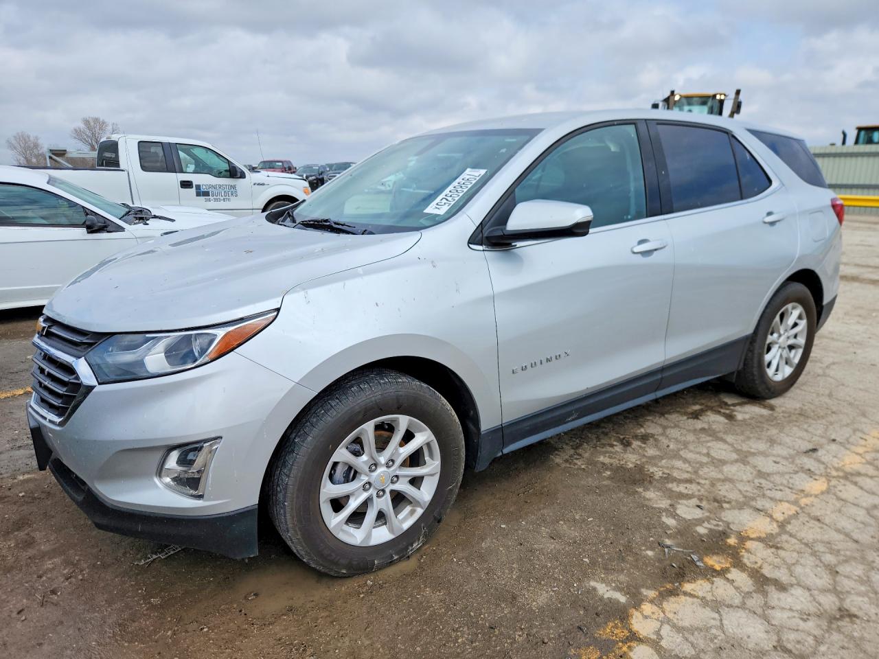 2018 Chev Equinox VIN 2GNAXJEV0J6182065 photo 1
