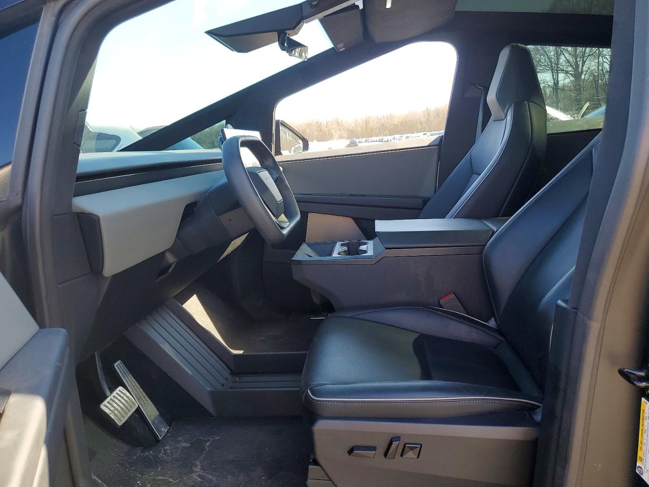 2025 Tesla Cybertruck VIN 7G2CEHED7SA074507 photo 7