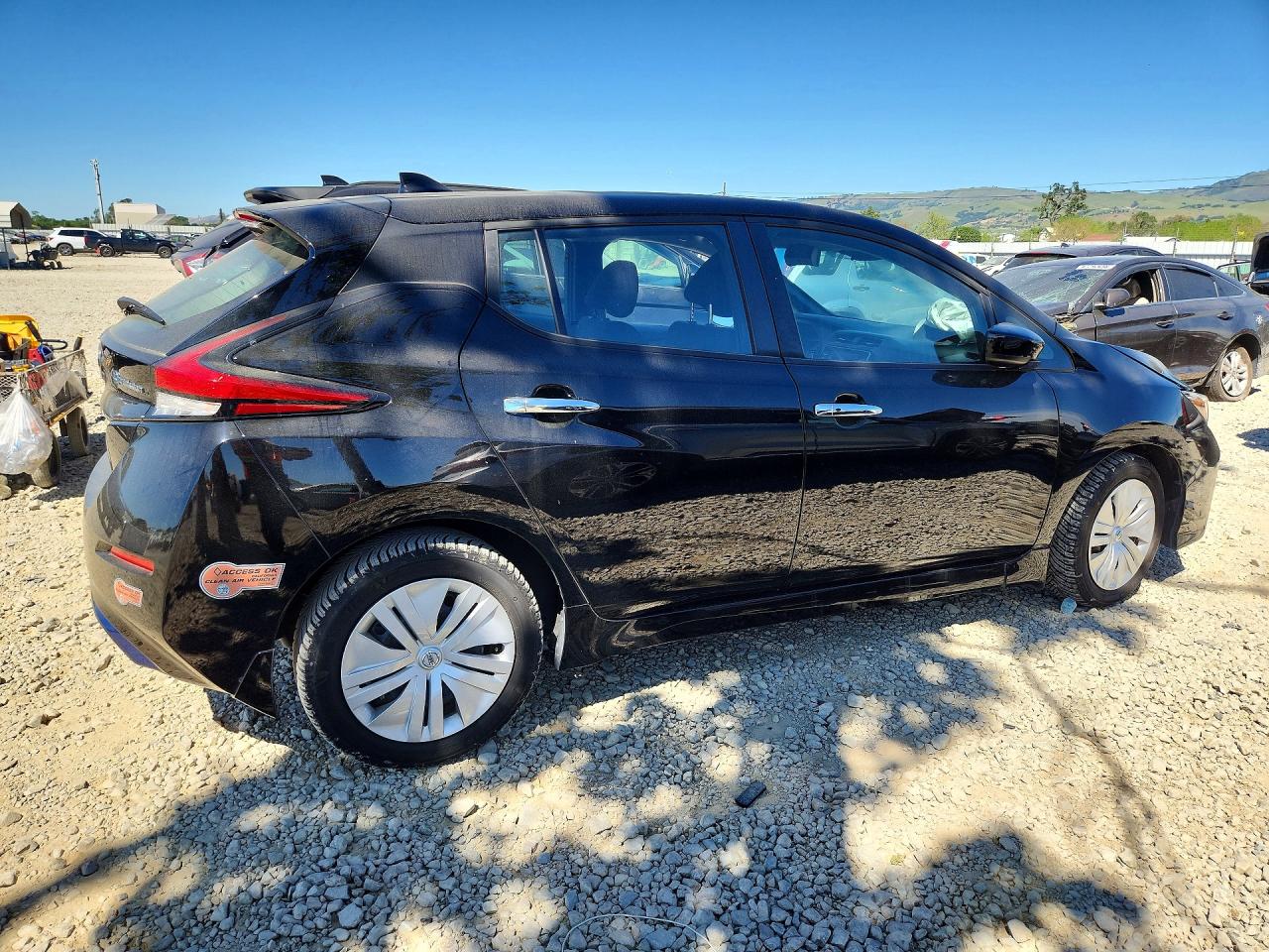 2020 NISSAN Leaf VIN 1N4AZ1BP7LC307958 photo 3