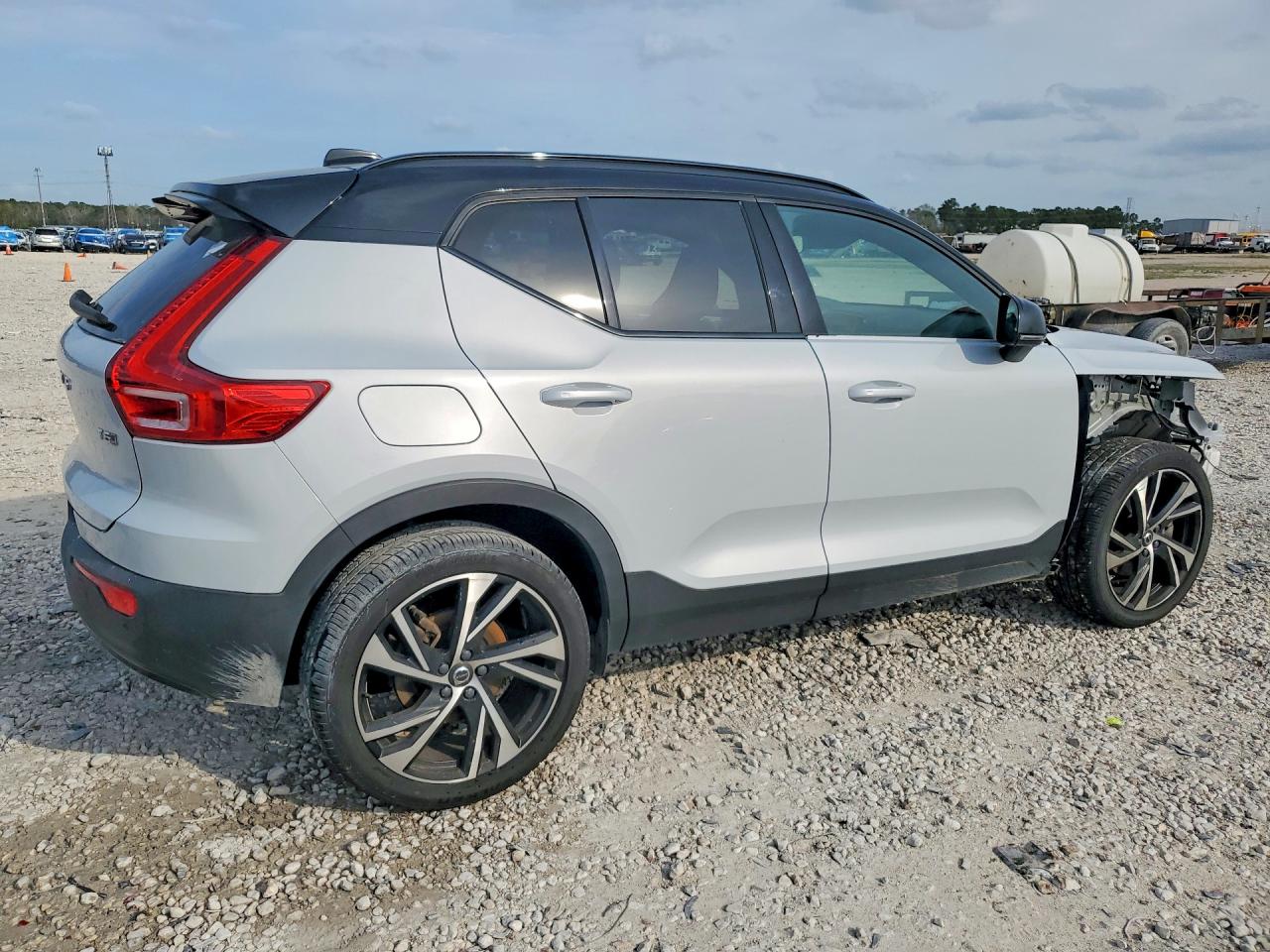2021 Volvo Xc40 VIN YV4162UM0M2483394 photo 3