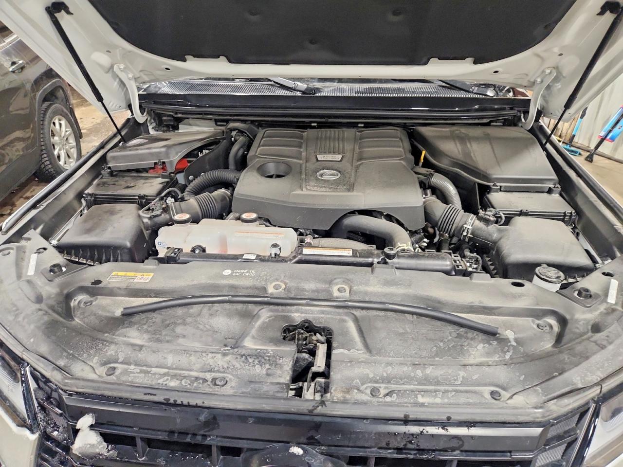 2024 Lexus Gx VIN JTJTBCDX9R5026805 photo 12